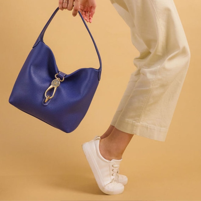 Dooney & Bourke Has Leather Bags Up to 50% Off